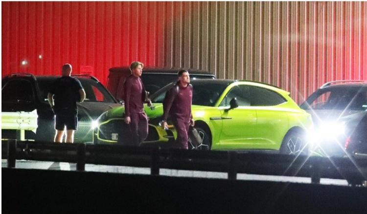 哈蘭德腳踝受傷沒(méi)法開(kāi)車，曼城工作人員替他開(kāi)走35萬(wàn)英鎊新座駕