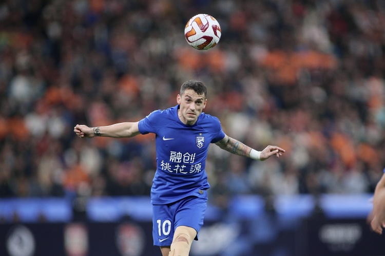 斯基拉：中超舊將斯坦丘接近免簽加盟熱那亞，合同期限到2027年